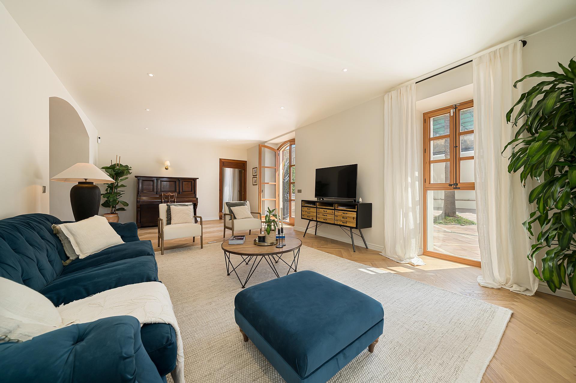 Elegant living room with high ceilings