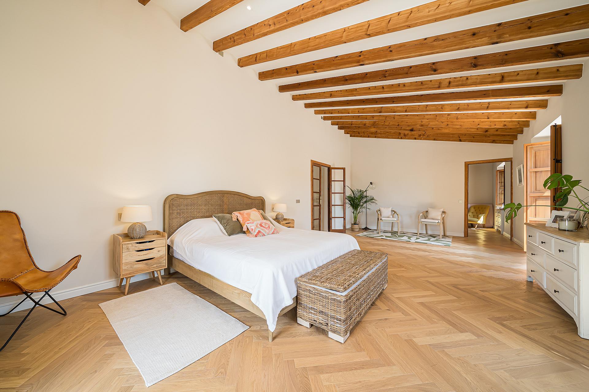 Spacious master suite