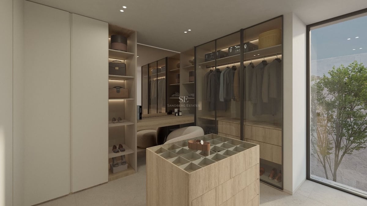 Dressing moderne avec menuiseries en bois clair, armoires vitrées, îlot central pour bijoux et coiffeuse.