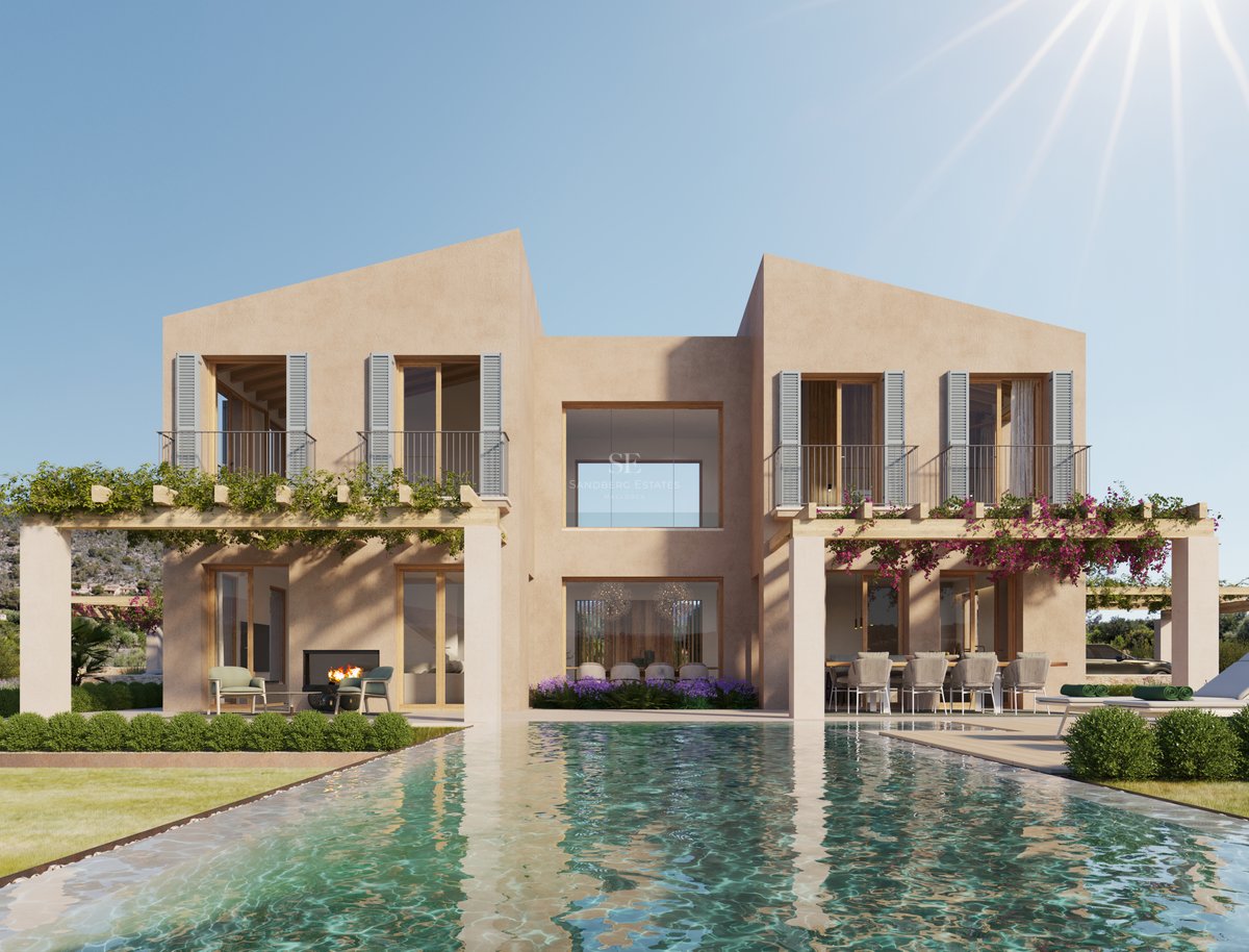 Vue extérieure d'une villa moderne de deux étages avec piscine, pergolas et vue sur la montagne sous un ciel clair.