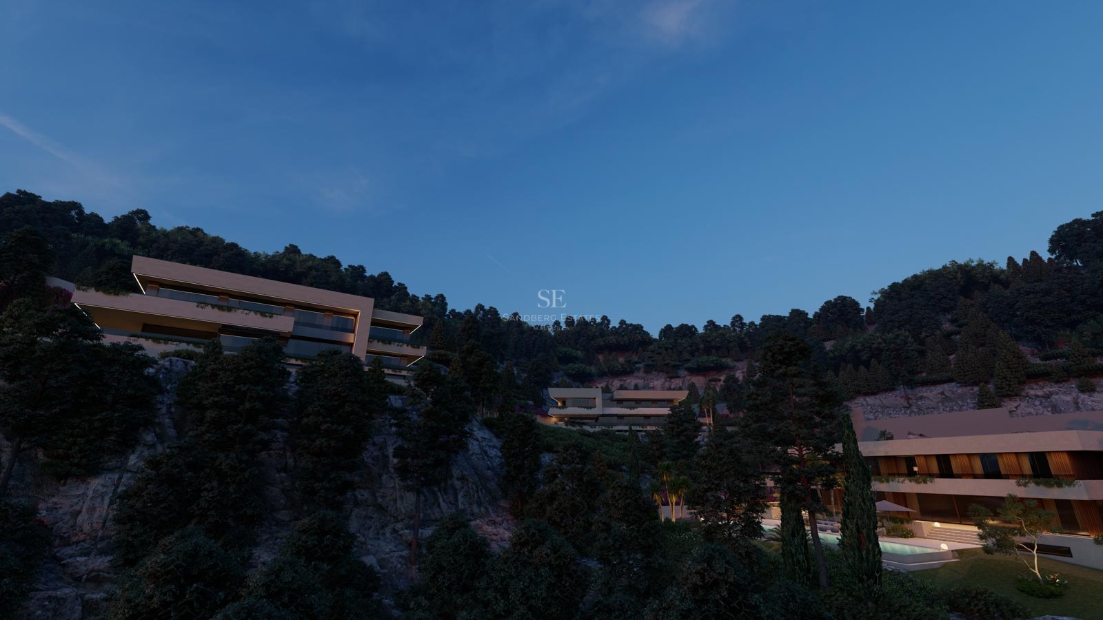 Samtida lyxvillor i flera nivåer integrerade i en skogsklädd bergssluttning i skymningen.