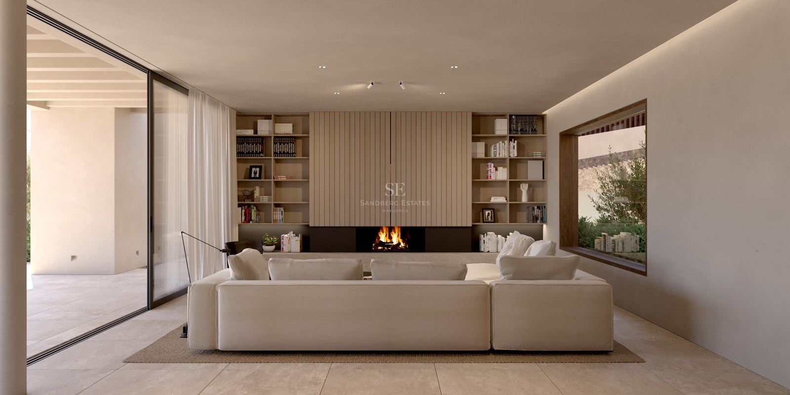 Salon minimaliste avec grand canapé beige, cheminée intégrée sous panneaux de bois et grandes baies vitrées.