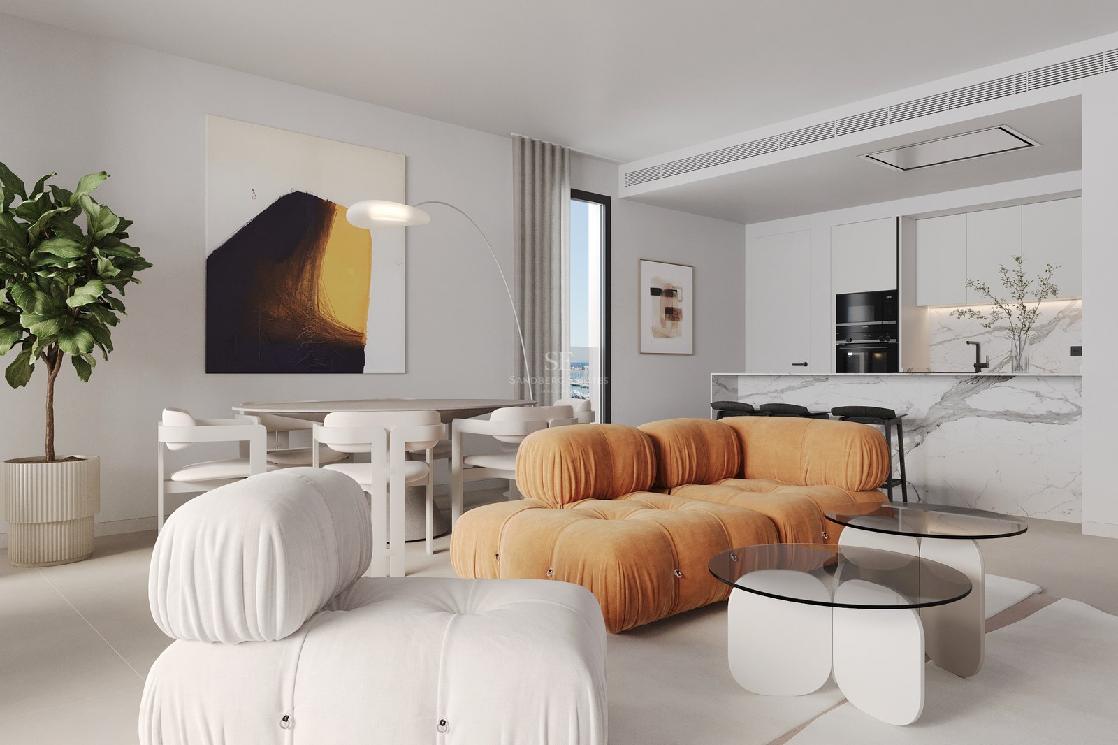 Modernes offenes Wohnzimmer mit orangefarbenem Modulsofa, Marmor-Kücheninsel und Designer-Essbereich.