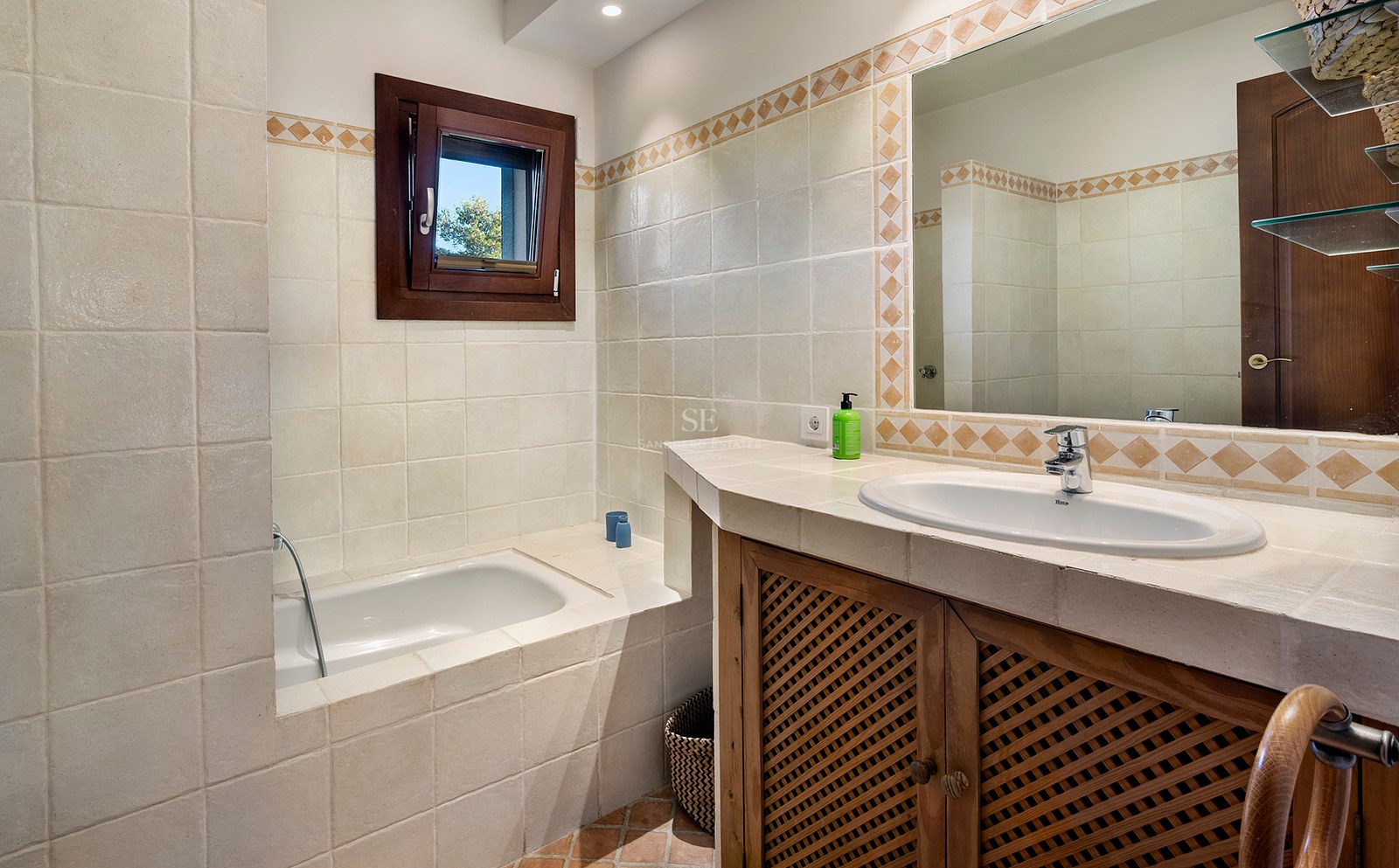 Property image 50