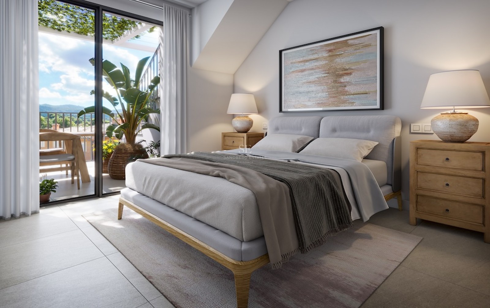 Dormitorio principal moderno con cama grande, mesitas de noche de madera y puertas de cristal hacia una terraza soleada.