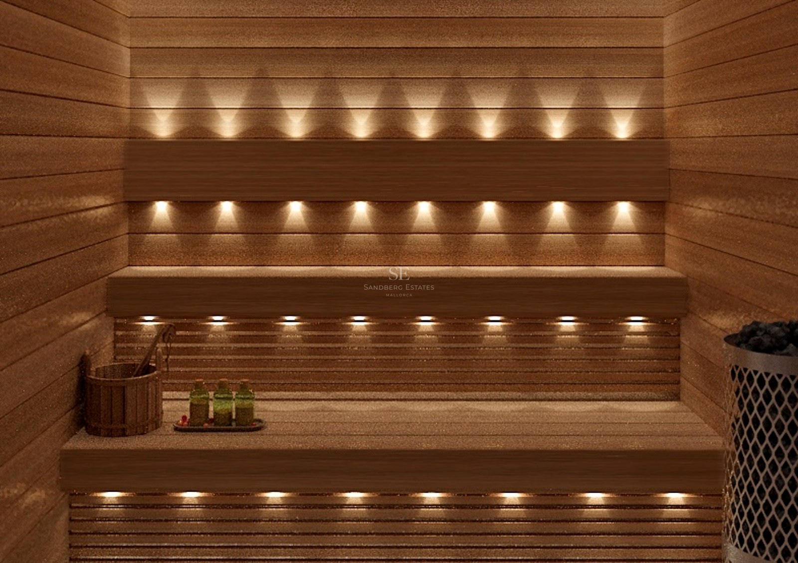 Interiör av en träbastu med varm integrerad belysning, träbänkar och wellness-tillbehör.