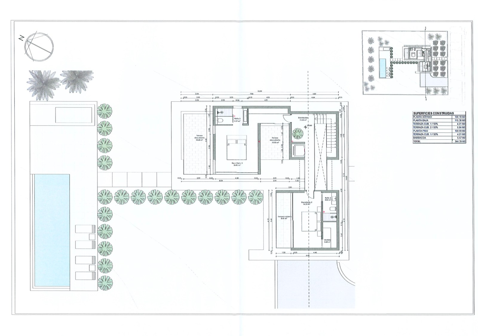Plan d'architecte montrant les chambres, les salles de bains, une grande terrasse et la zone de la piscine extérieure.