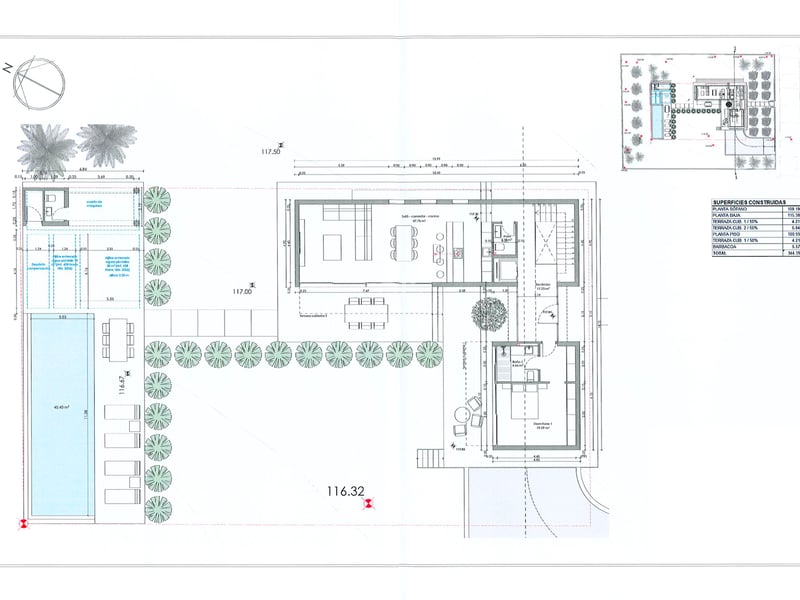 Plan architectural montrant l'aménagement d'une villa avec piscine, jardin et espaces de vie.