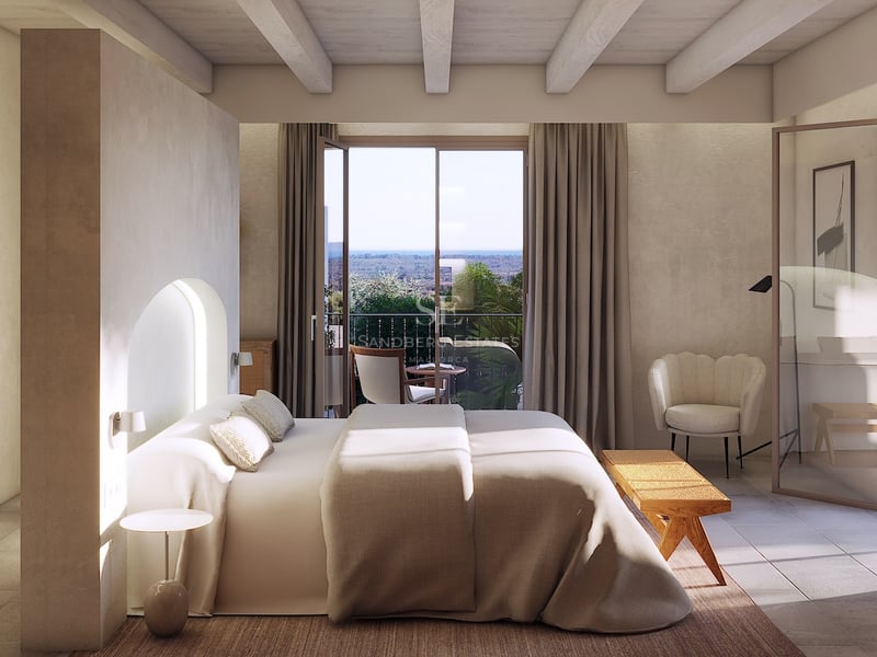 Dormitorio principal de diseño mediterráneo moderno con vigas de madera, terraza privada y paleta de colores neutros.