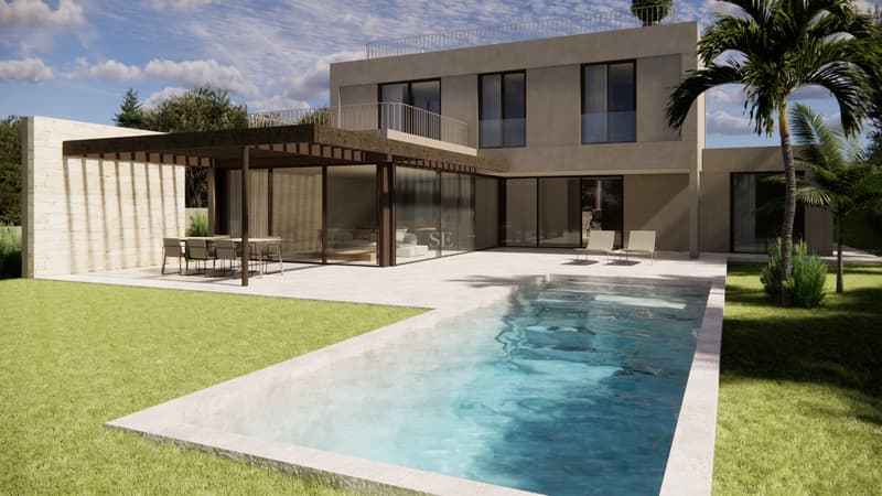 Piscina rectangular azul junto a una villa moderna de dos niveles con pérgola de madera y césped.
