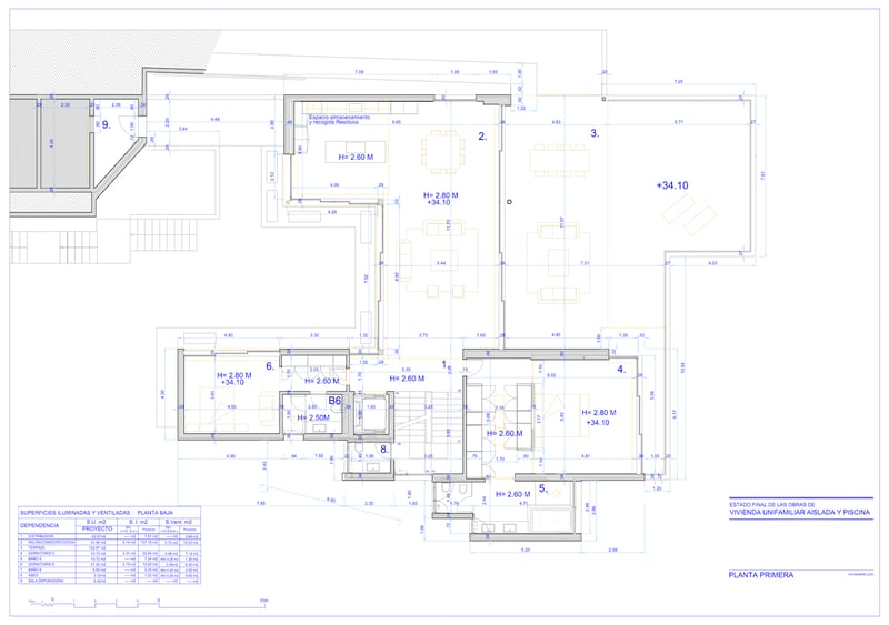 Plan d'étage technique détaillé montrant la disposition des pièces, les dimensions et la terrasse.