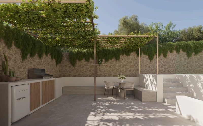 Patio moderne avec mur en pierre, plantes grimpantes sur pergola, coin repas intégré et kitchenette extérieure.